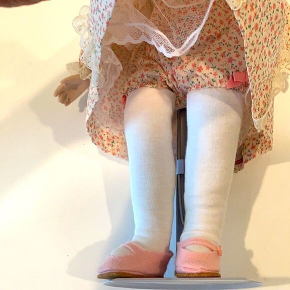 The KEZI Doll Collection GORHAM Musical Doll 1984 - Picture 10 of 14